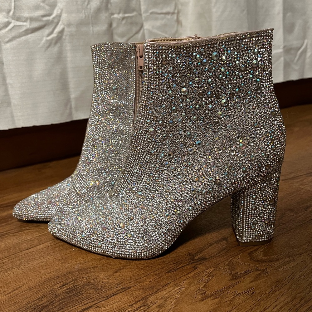 Betsey Johnson Cady Booties